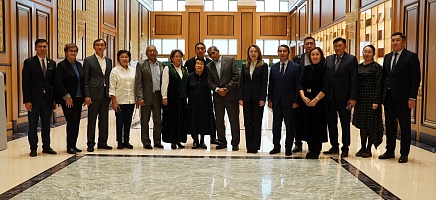 Архив Президента презентовал сборник о Ныгмете Нурмакове фото галереи 13